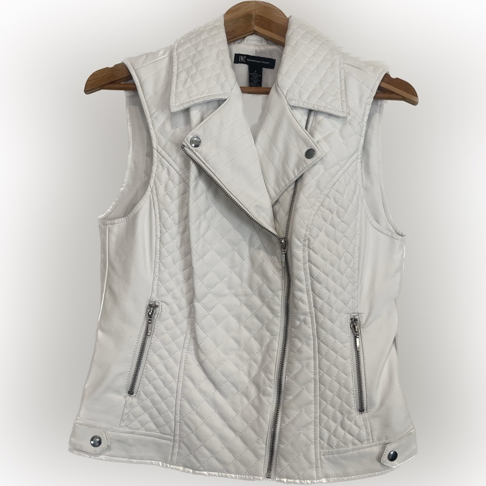 INC International Concepts white vest Small NWT